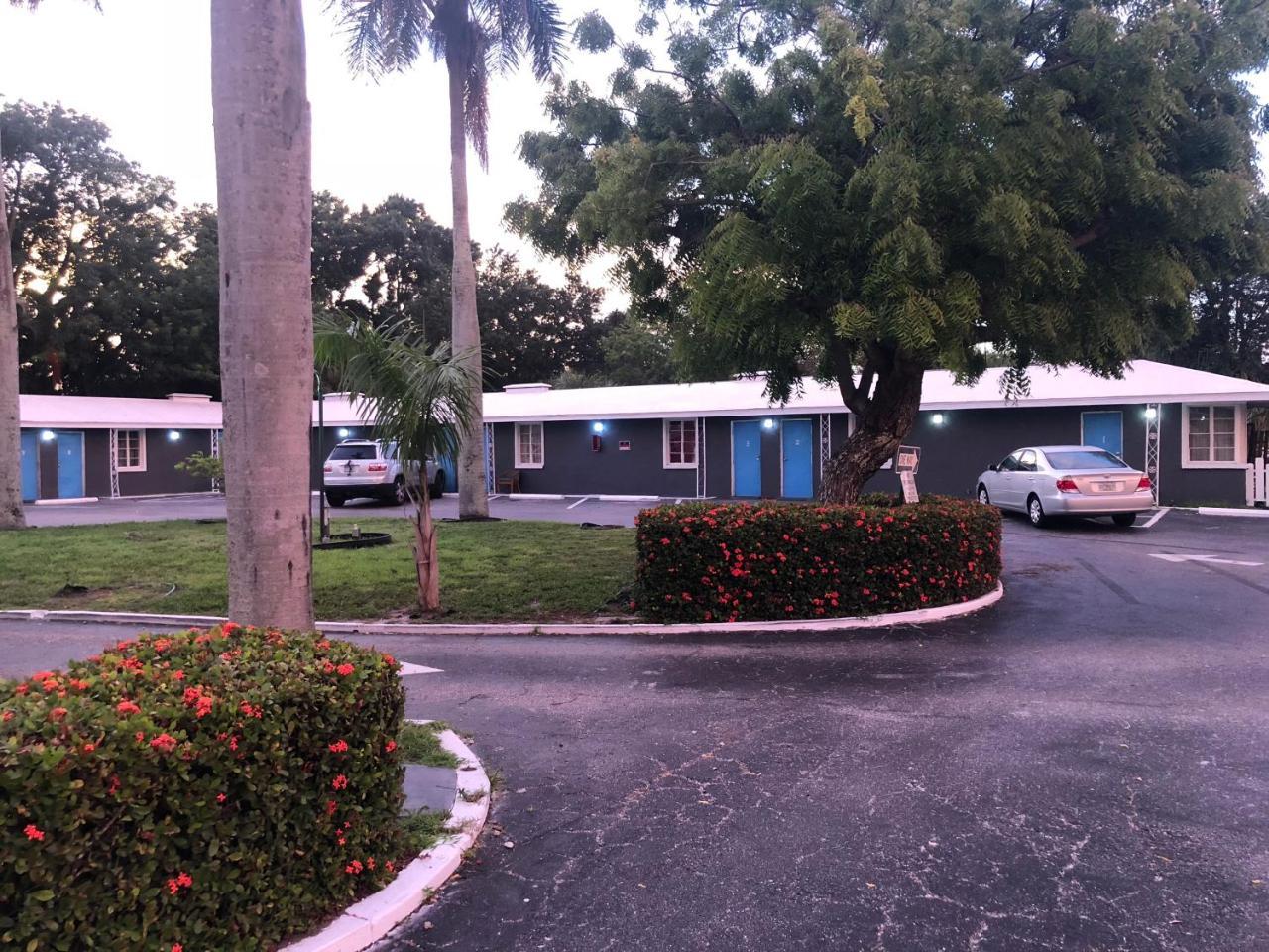 Bay Breeze Inn Bradenton Downtown Kültér fotó