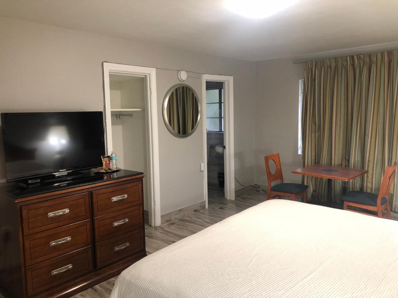 Bay Breeze Inn Bradenton Downtown Kültér fotó